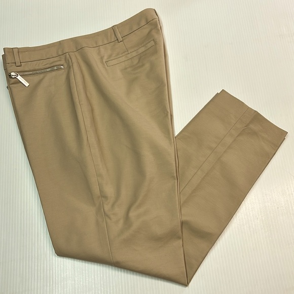 Michael Kors Women Beige Flat Front Ankle Pant. Sz 12 - Picture 3 of 9